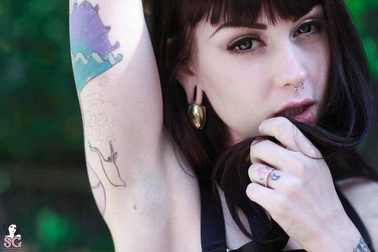 Arwen Suicide by Alissa