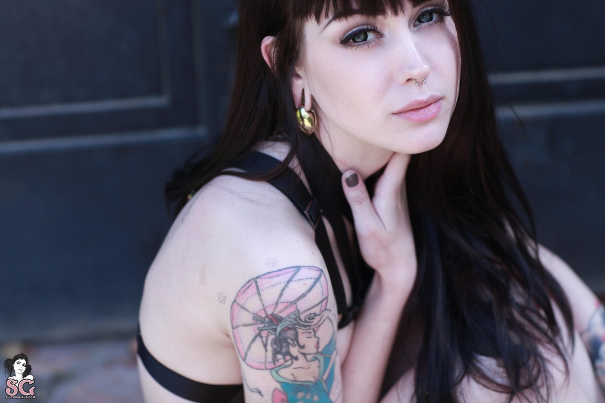 Arwen Suicide by Alissa