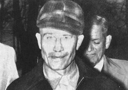 Ed Gein, Serial Killer