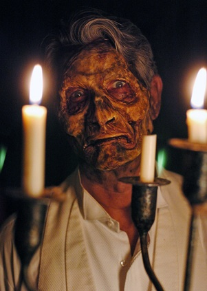 The Dead Want Women (2012), Eric Roberts