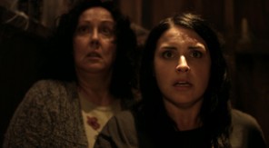 Housebound 2014 - mother and daughter